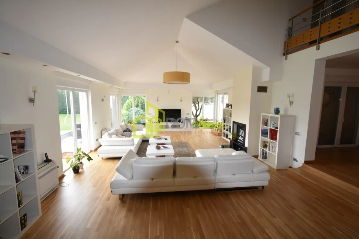 Prodaja, kuća, 212m², Donji Kokoti, Podgorica