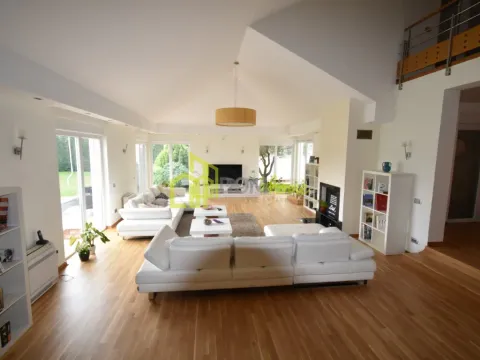 Prodaja, kuća, 212m², Donji Kokoti, Podgorica - image 22