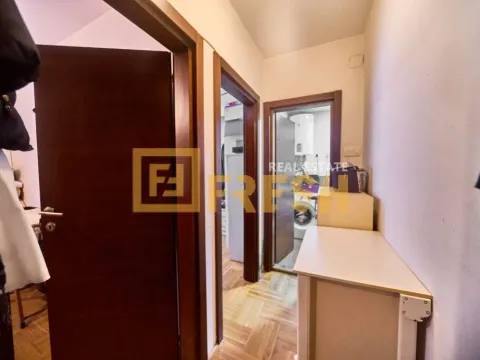 Prodaja, dvosoban stan, 73m², Blok 9, Podgorica - image 5