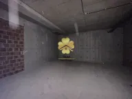 Izdavanje, poslovni prostor, 85m², New City, Podgorica - image 6