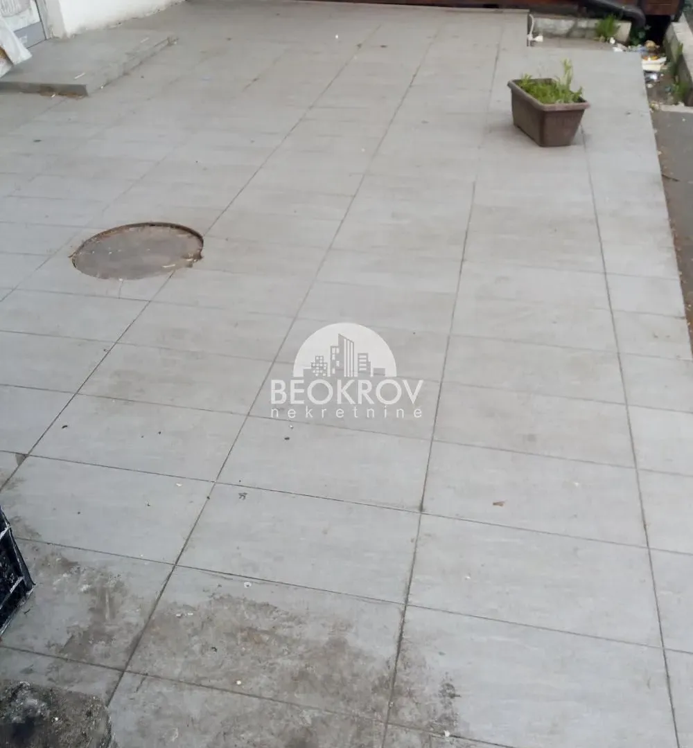 Izdavanje, parking/garaža, 150m², Savski Venac, Beograd