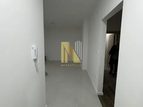 Izdavanje, trosoban stan, 65m², Vidovdansko naselje, Novi Sad Sve Podlokacije - image 8