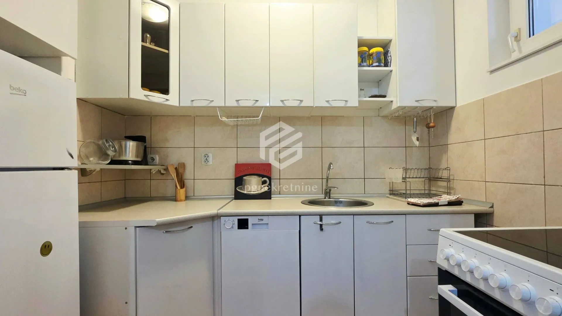 Rent, two bedroom apartment, 60m², Blok 9, Podgorica