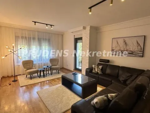 Stan in Đeram Pijaca