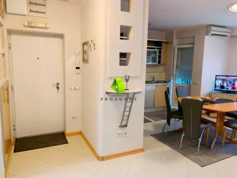 Rent, two bedroom apartment, 70m², Medijana, Niš - image 6