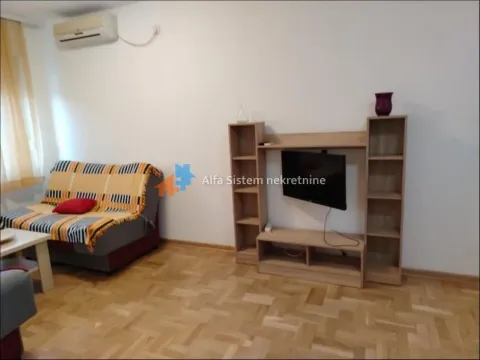 Izdavanje, stan, 60m², Južni Bulevar, Vračar Sve Podlokacije - image 24