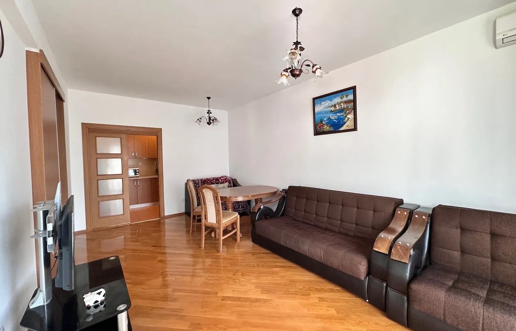 Prodaja, dvosoban stan, 73m², Budva, Crna Gora