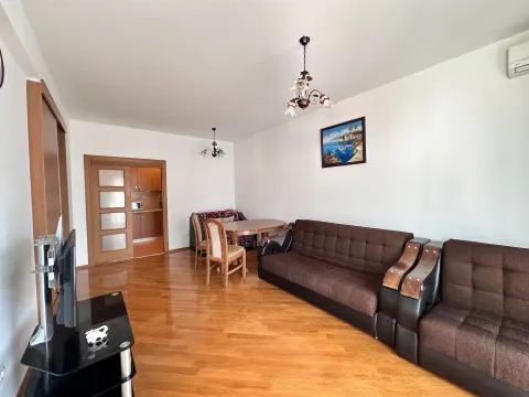 Prodaja, dvosoban stan, 73m², Budva, Crna Gora - image 1