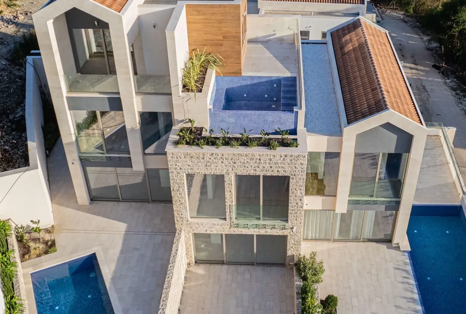 Prodaja, trosoban stan, 246m², Tivat, Crna Gora