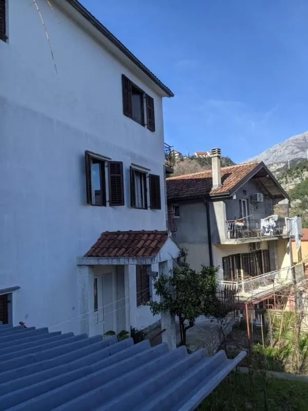 Prodaja, kuća, 240m², Savina, Herceg Novi