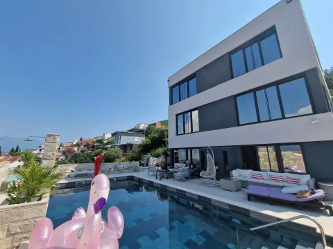 Sale, house, 280m², Krašići, Tivat