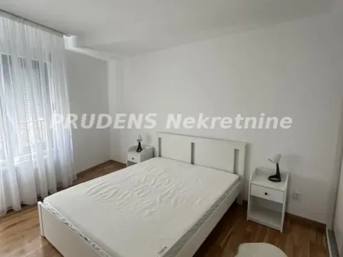Izdavanje, trosoban stan, 67m², Đeram Pijaca, Beograd - image 10