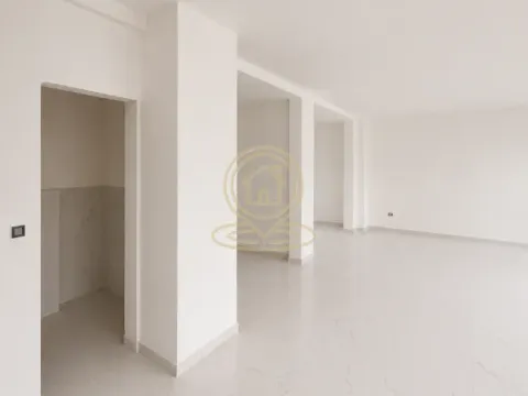 Prodaja, poslovni prostor, 65m², Centar, Vrnjačka Banja - image 4