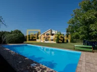 Prodaja, kuća, 250m², Tološi, Podgorica - image 1