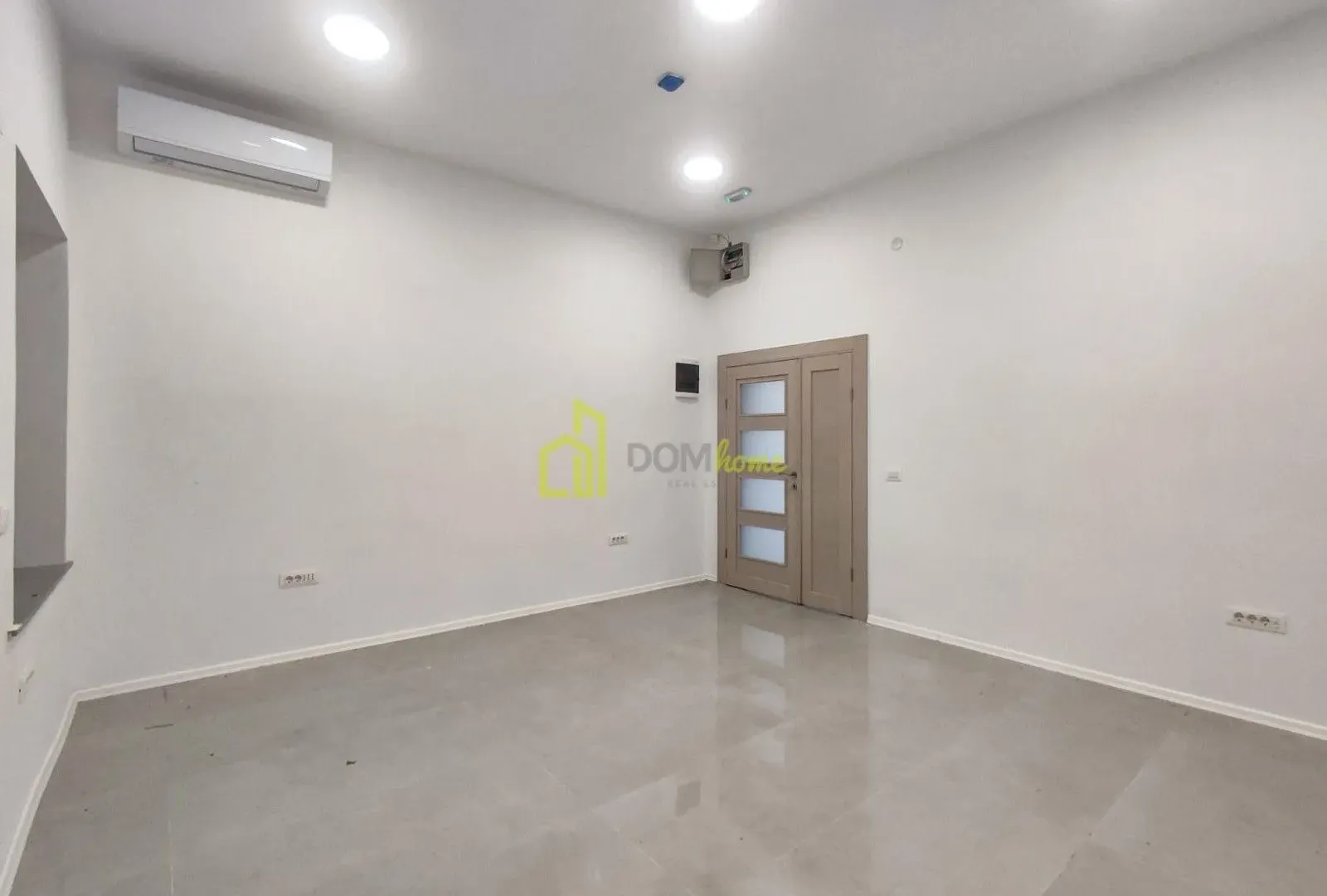 Rent, office space, 55m², Centar, Podgorica