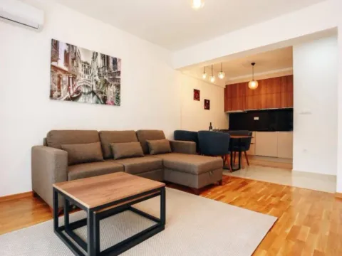 Stan na dan, dvosoban stan, 60m2, Bečići, Budva Stan na dan, dvosoban stan, 60m2, Bečići, Budva