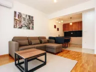 Daily-rent, two bedroom apartment, 60m², Bečići, Budva - image 1