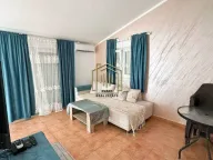 Izdavanje, trosoban stan, 100m², Budva, Crna Gora - image 1