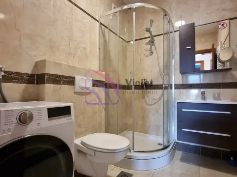 Sale, two bedroom apartment, 107m², Bečići, Budva - image 2