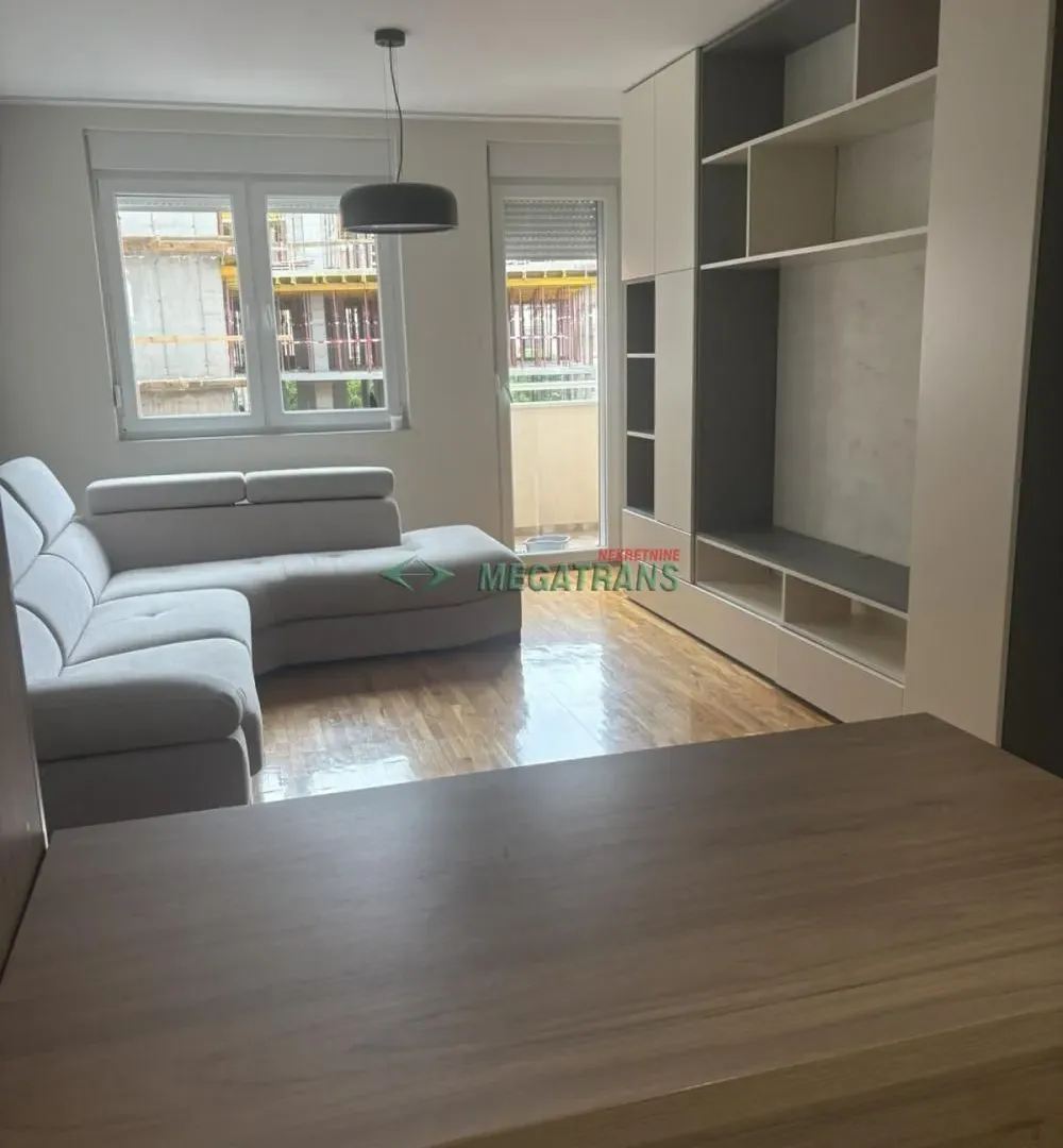 Izdavanje, dvosoban stan, 66m², Nova Detelinara, Novi Sad Sve Podlokacije