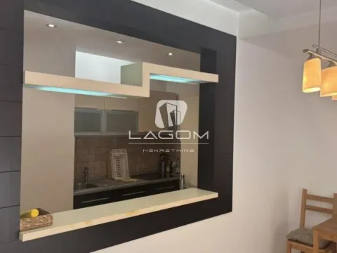 Rent, four bedroom apartment, 156m², Vračar Centar, Vračar Sve Podlokacije - image 4