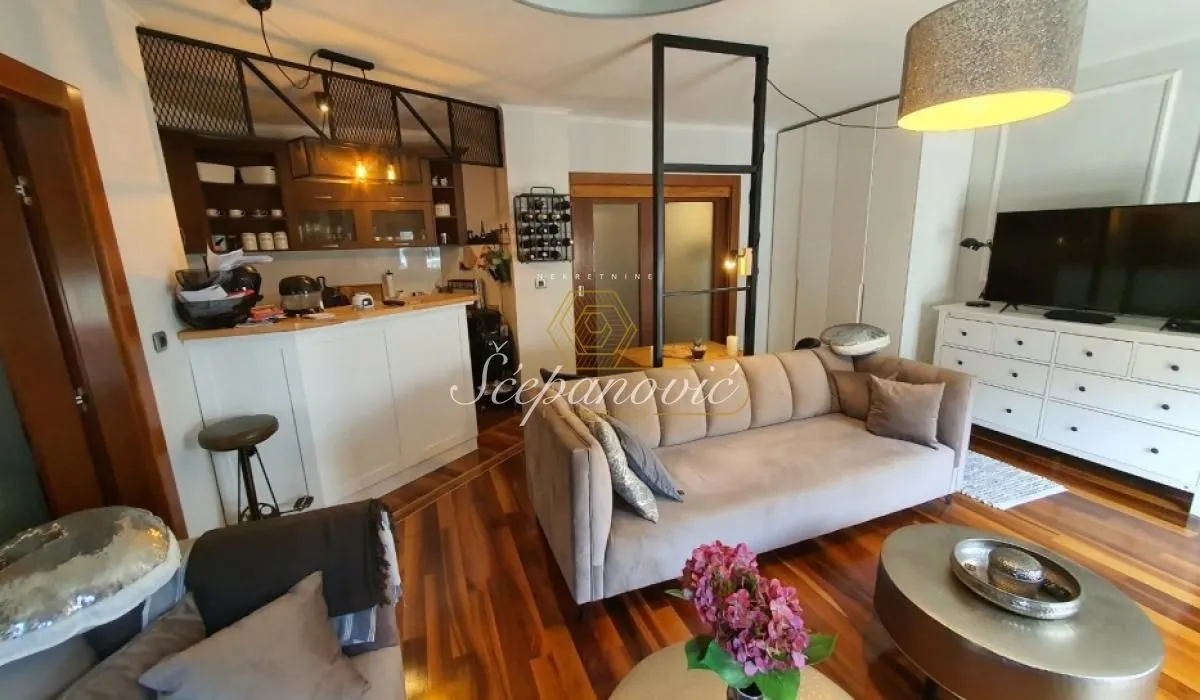 Sale, one bedroom apartment, 52m², Grbavica, Novi Sad Sve Podlokacije