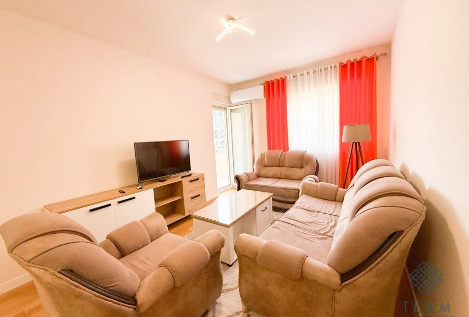 Rent, one bedroom apartment, 47m², Central Point, Podgorica