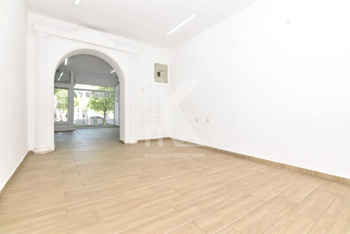 Rent, office space, 42m², Centar, Podgorica