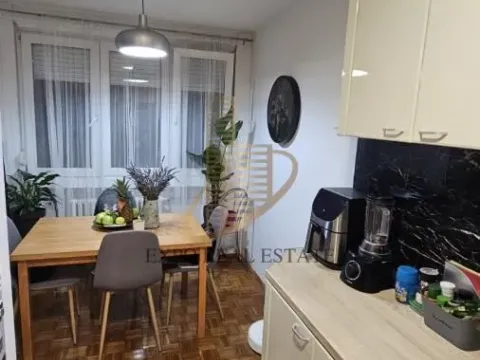 Prodaja, dvosoban stan, 52m², Centar, Novi Sad - image 4