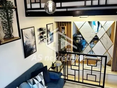 Izdavanje, stan, 45m², Senjak, Beograd - image 4