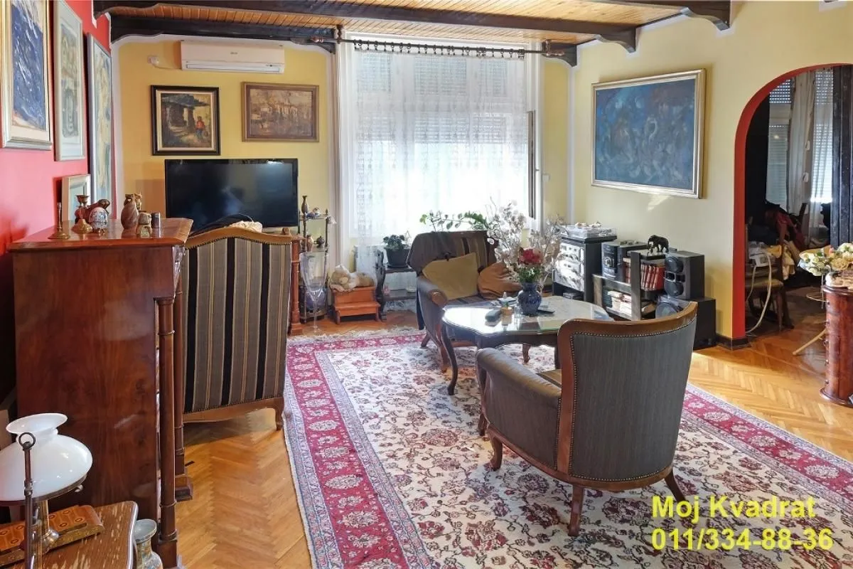 Prodaja, trosoban stan, 110m², Stari Grad, Beograd