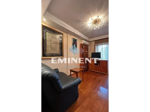 Izdavanje, trosoban stan, 140m², Stari Grad, Beograd - image 10