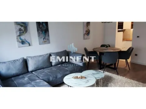 Izdavanje, dvosoban stan, 46m², Novi Beograd Blok 67, Novi Beograd Sve Podlokacije - image 2