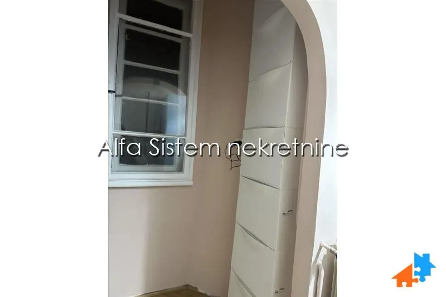 Izdavanje, dvosoban stan, 54m², Kalenić Pijaca, Vračar Sve Podlokacije