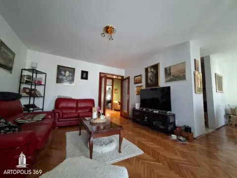Sale, four bedroom apartment, 115m², Savski Venac, Beograd - image 4