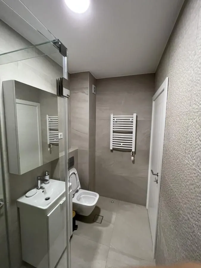 Prodaja, dvosoban stan, 48m², Rotkvarija, Novi Sad Sve Podlokacije
