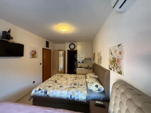 Prodaja, stan, 22m², Budva, Crna Gora - image 3
