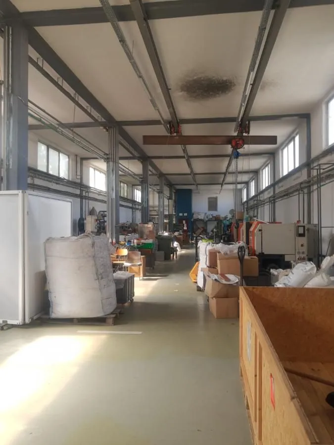Sale, office space, 2090m², Šimanovci, Pećinci