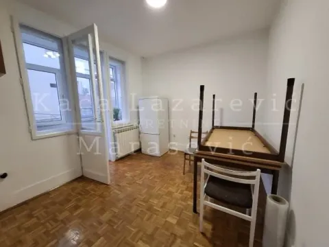 Izdavanje, trosoban stan, 86m², Savski Venac, Beograd - image 2