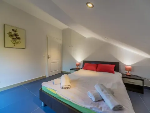 Sale, house, 220m², Đuraševići, Tivat - image 4