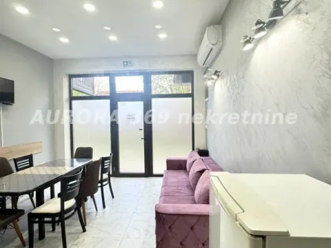 Izdavanje, dvosoban stan, 48m², Ruma, Srbija - image 2