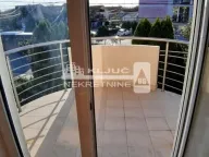 Izdavanje, kuća, 160m², Altina, Beograd - image 5