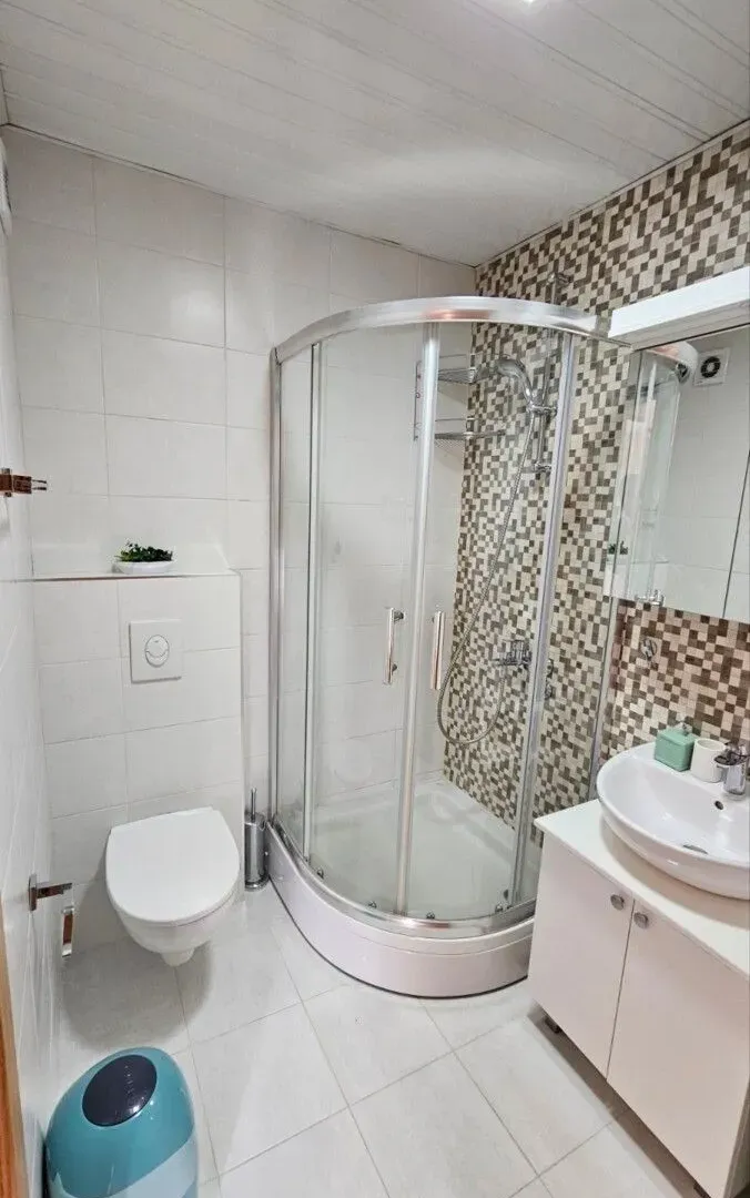 Izdavanje, dvosoban stan, 64m², City Kvart, Podgorica