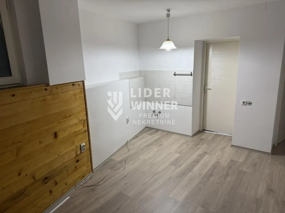 Sale, four bedroom apartment, 50m², Stari Grad, Beograd