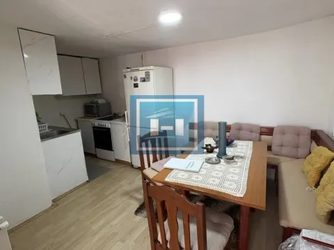 Prodaja, dvosoban stan, 64m², Vašarište, Jagodina - image 8