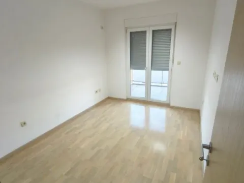 Prodaja, jednosoban stan, 47m², City Kvart, Podgorica - image 6