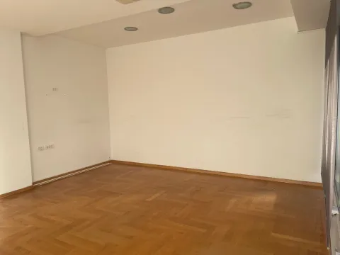 Rent, office space, 30m², City Kvart, Podgorica - image 3
