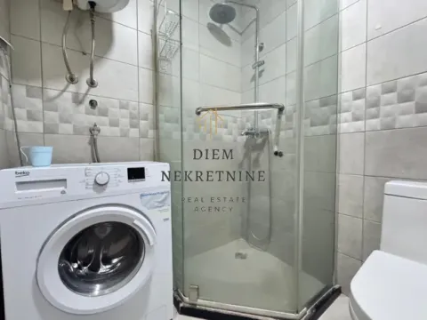 Rent, one bedroom apartment, 43m², Stari Aerodrom, Podgorica - image 9