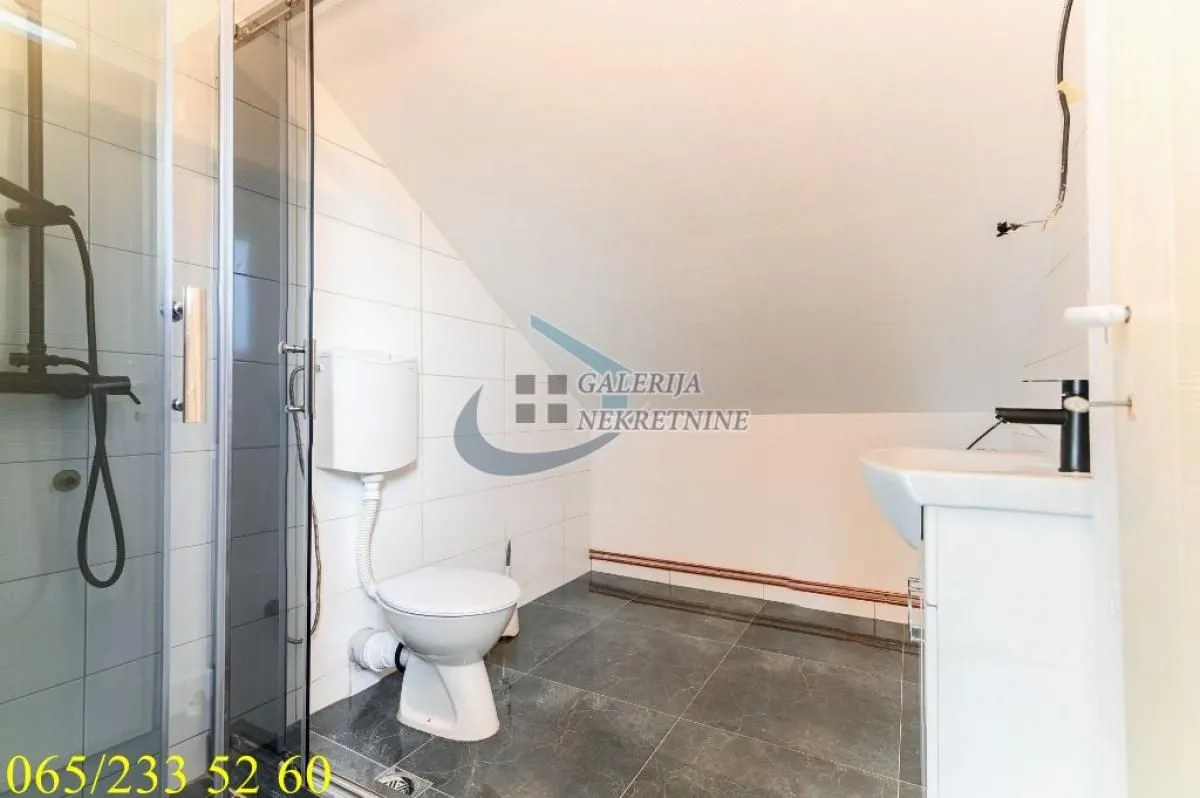 Prodaja, kuća, 300m², Dušanovac, Voždovac Sve Podlokacije