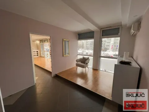 Rent, office space, 130m², Grbavica, Novi Sad Sve Podlokacije - image 20